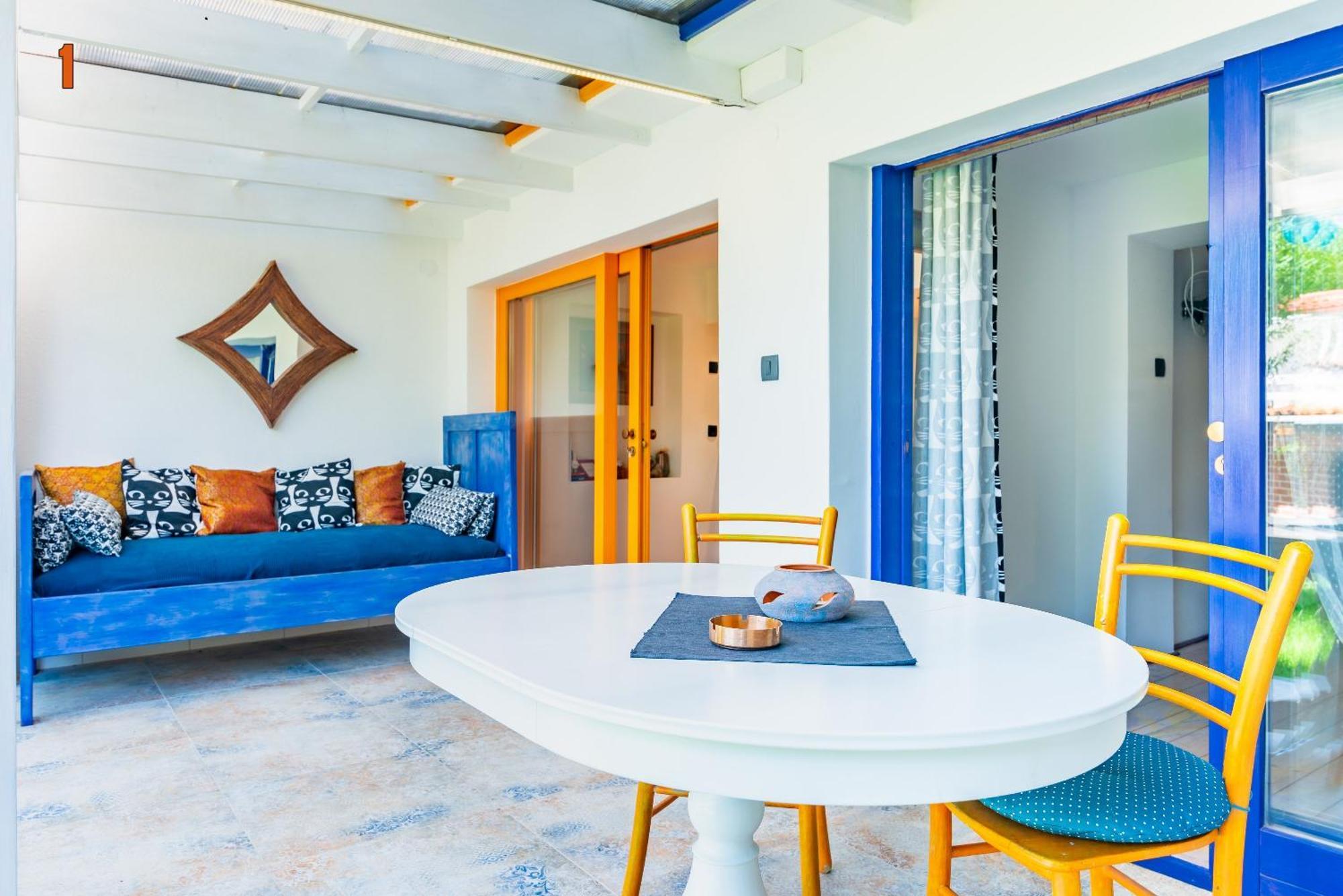 Apartment Dreamland